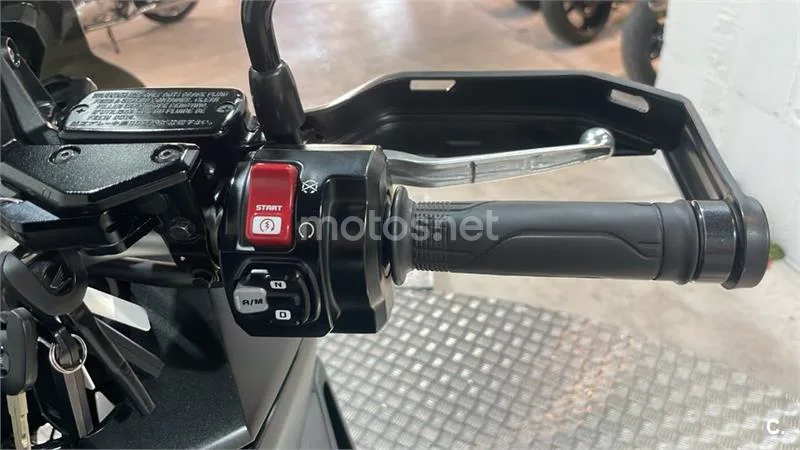 Honda X-ADV – Vista 13