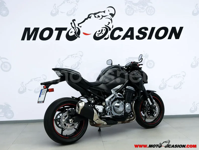 Kawasaki Z900 – Vista 3