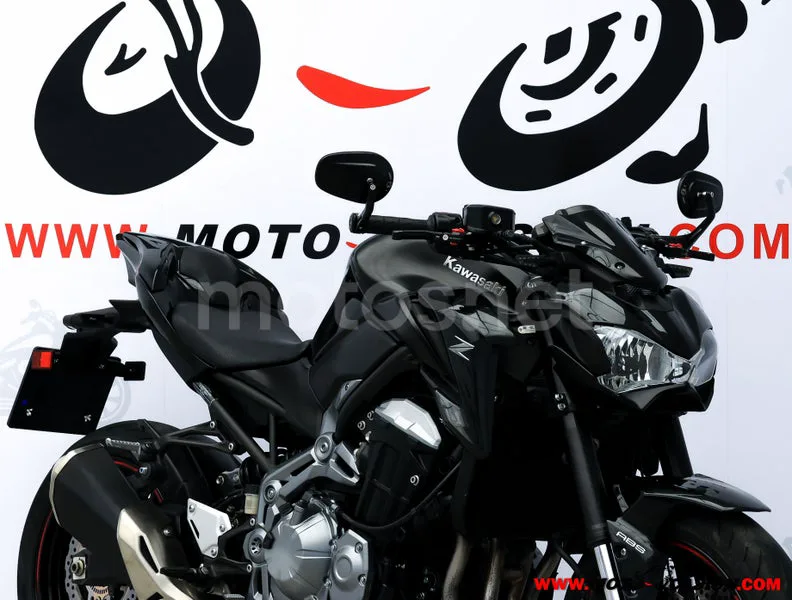 Kawasaki Z900 – Vista 4