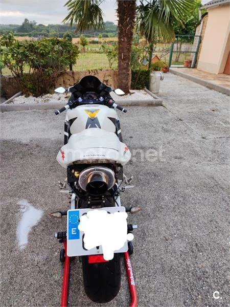 Honda CBR600RR - Vista 3