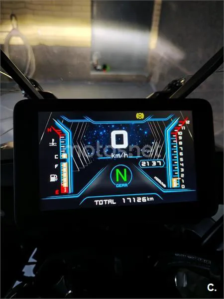 QJ Motor SRT 800 – Vista 3