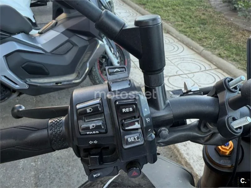 Yamaha MT-09 - Vista 8