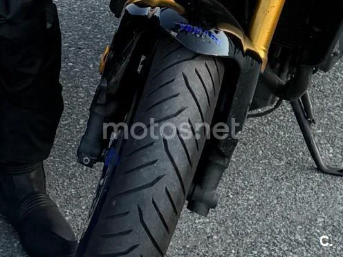 Yamaha MT-09 - Vista 9