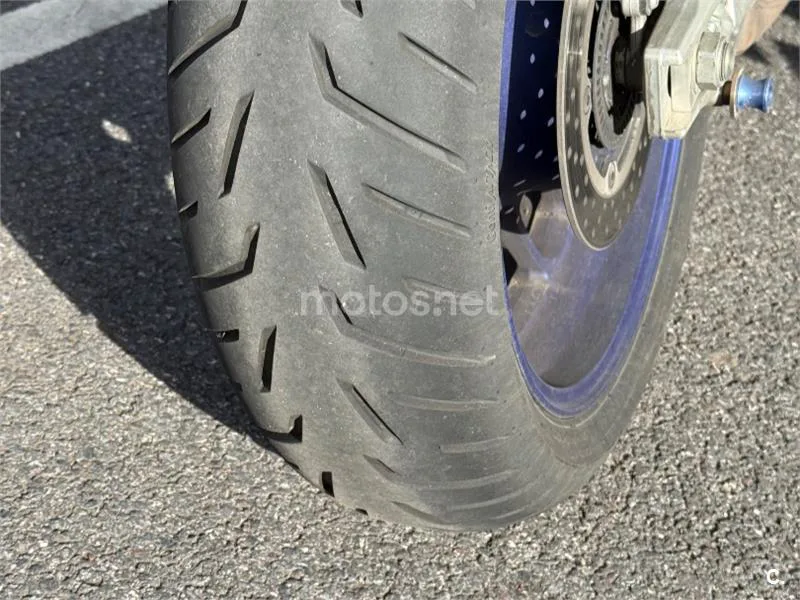 Yamaha MT-09 - Vista 10