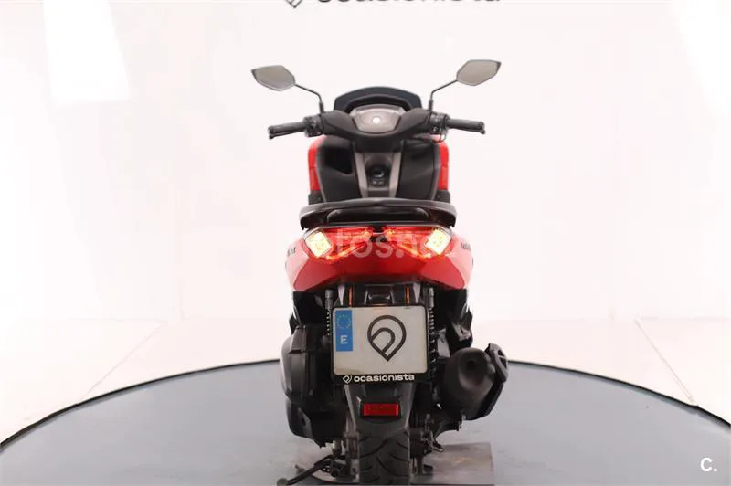 Yamaha NMAX – Vista 9