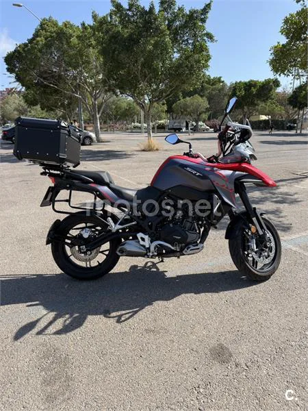 QJ Motor SRT 550 X - Vista 9