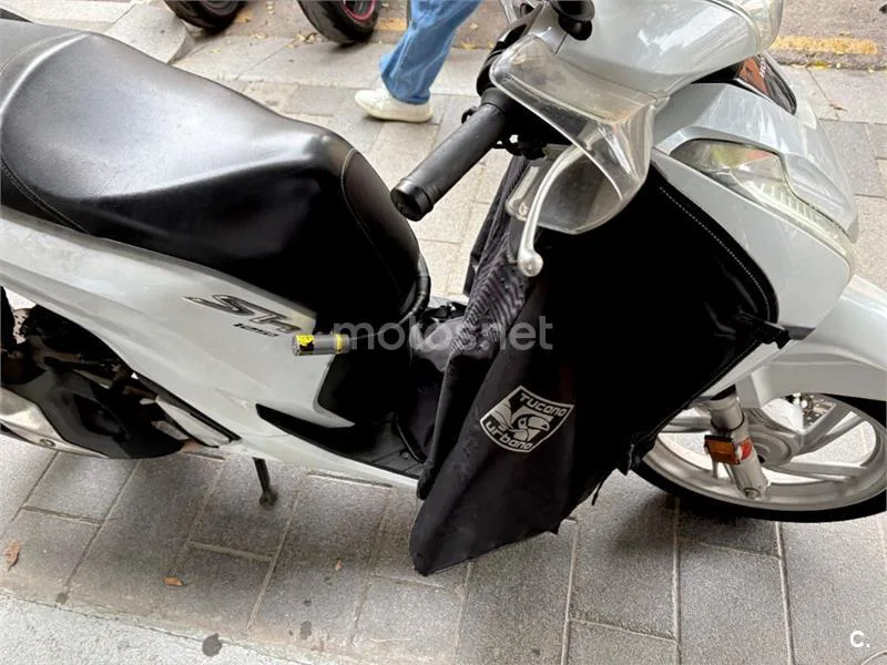 Honda SH 125i – Vista 11