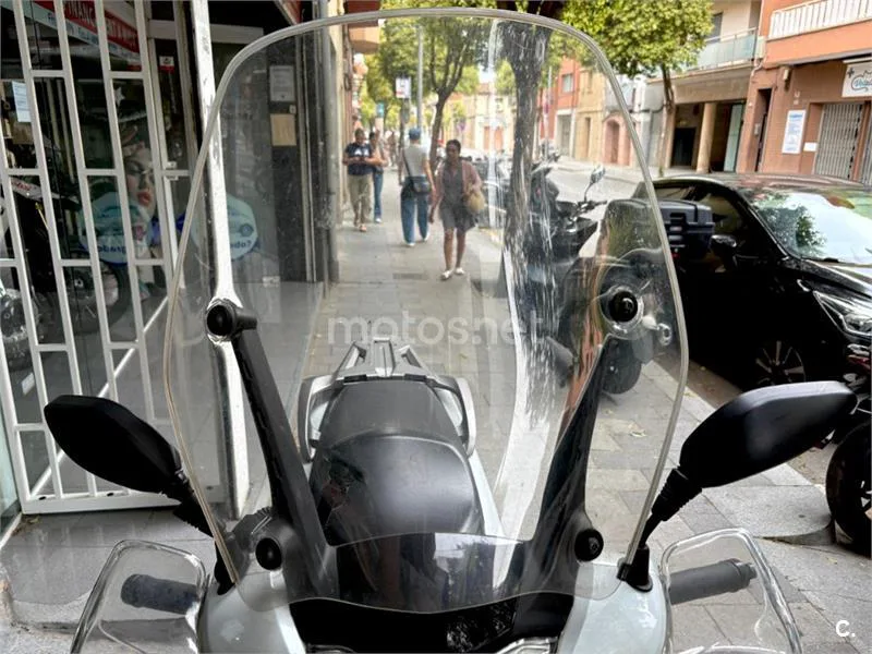 Honda SH 125i – Vista 12