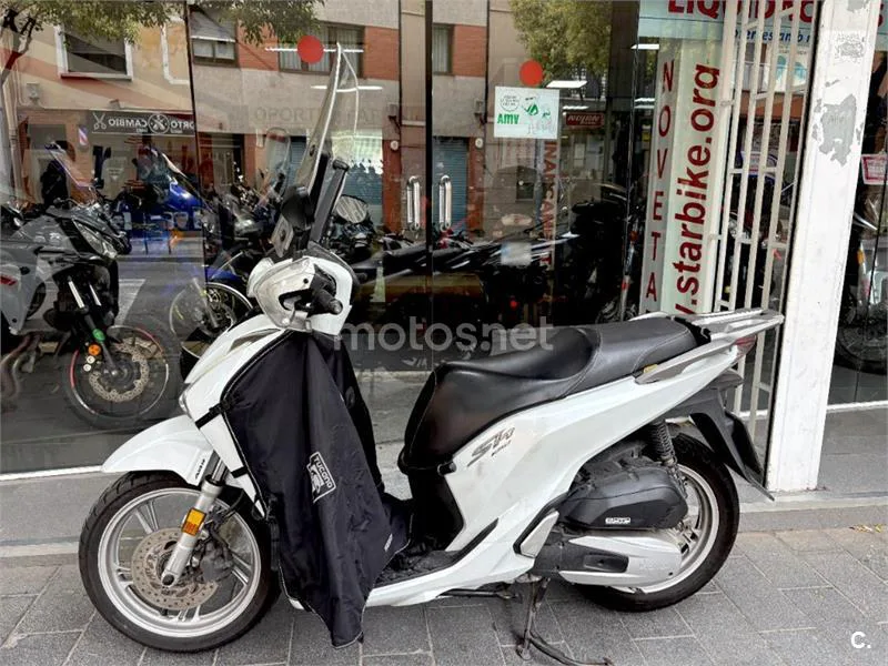 Honda SH 125i – Vista 4