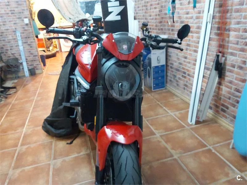 Ducati Monster – Vista 12