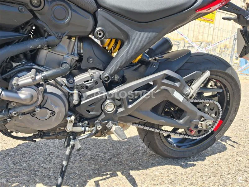 Ducati Monster - Vista 13