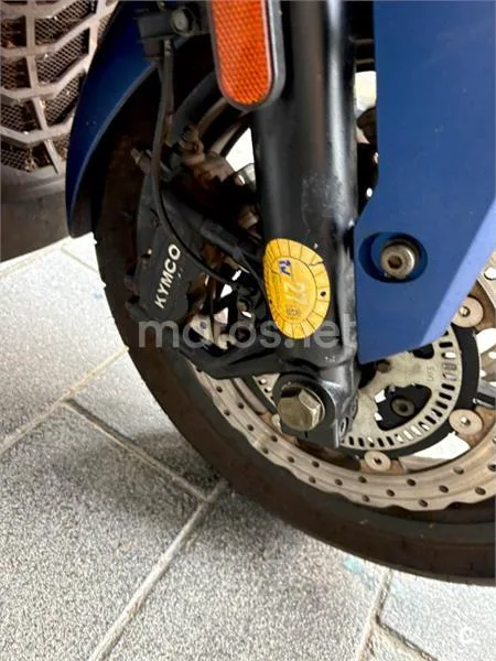 Kymco Xciting S 400 – Vista 13