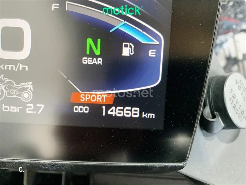 Voge 900 DSX – Vista 4