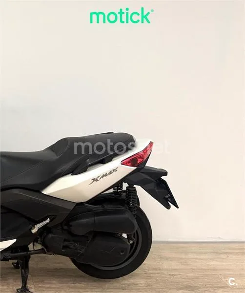 Yamaha XMAX 125 – Vista 7