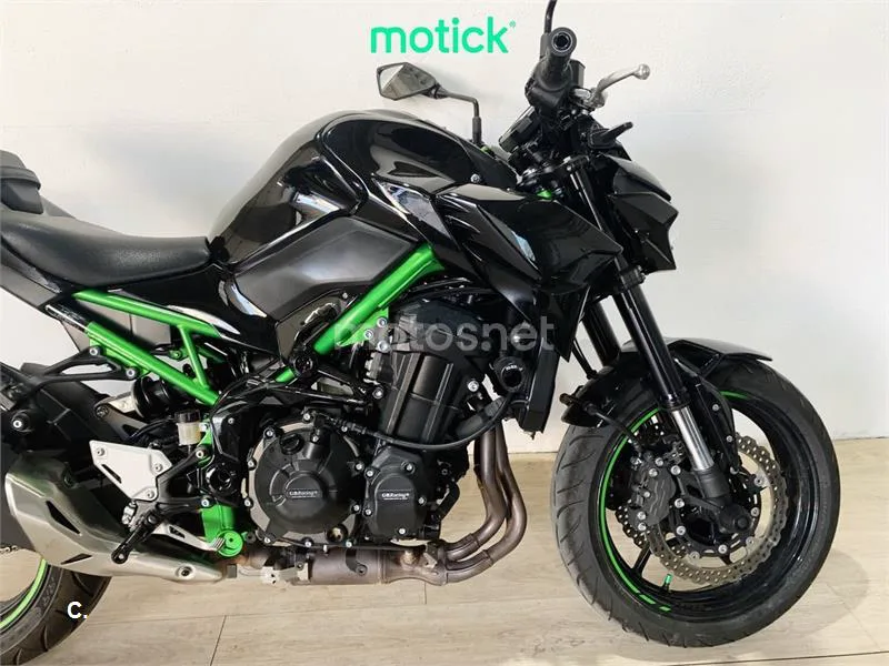 Kawasaki Z900 – Vista 3