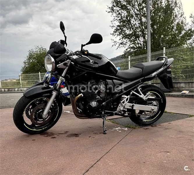 Suzuki Bandit 650 S – Vista 2