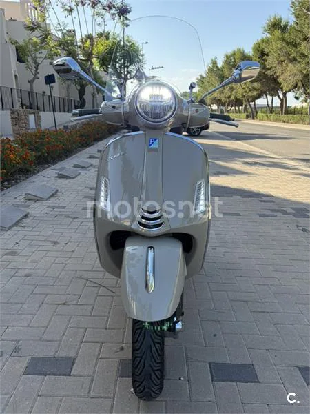Vespa GTS 310 E5+ – Vista 5