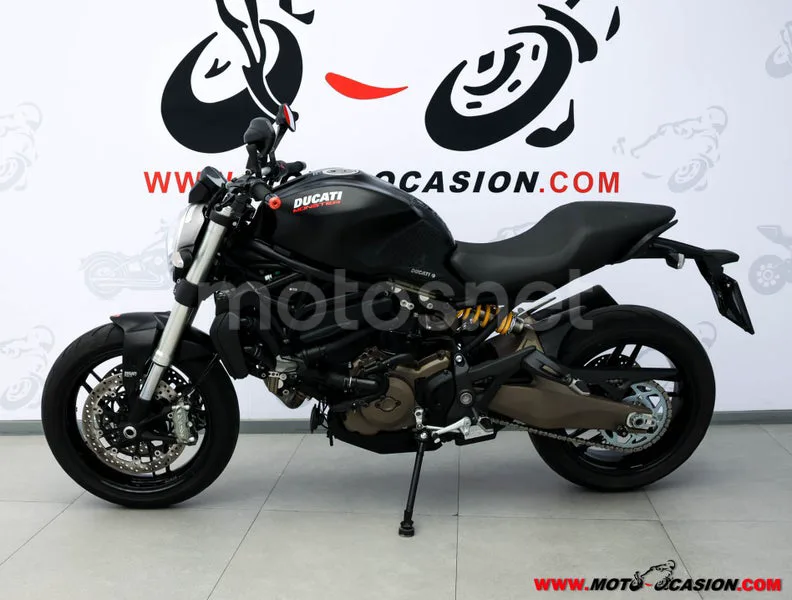 Ducati Monster 821 – Vista 7