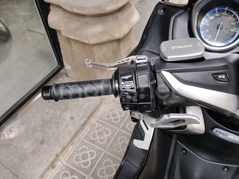 Yamaha TMAX 530 - Vista 6