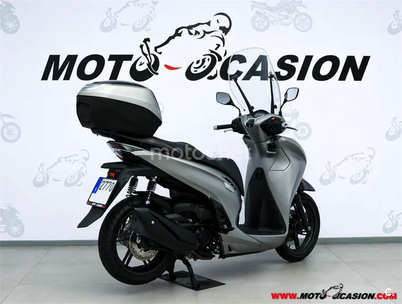 Honda SH 350i – Vista 3