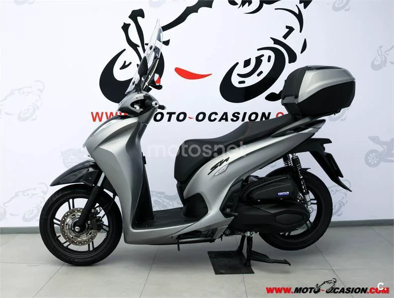 Honda SH 350i – Vista 7