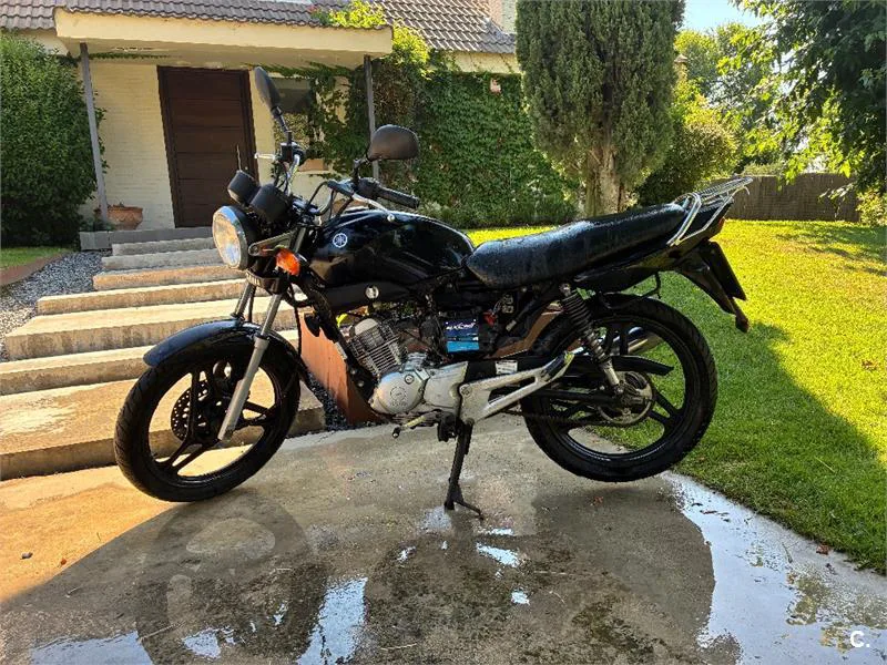 Yamaha YBR 125 – Vista 2