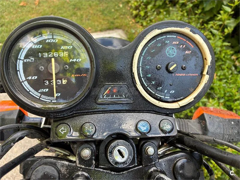 Yamaha YBR 125 – Vista 4