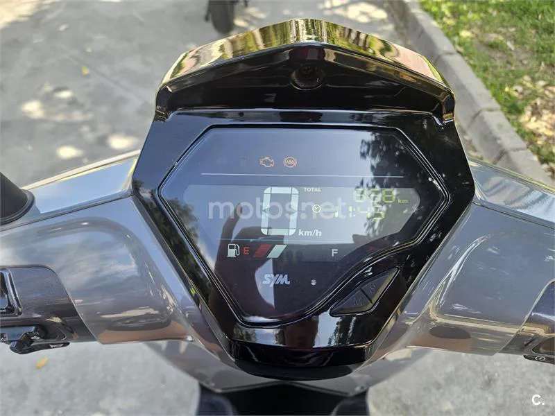 SYM Symphony 125 ST LC – Vista 6