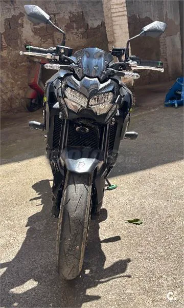 Kawasaki Z900 – Vista 2