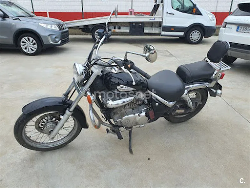 Suzuki Intruder 250 – Vista 8