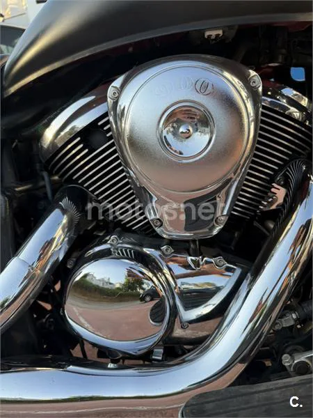 Kawasaki VN 900 Classic – Vista 8