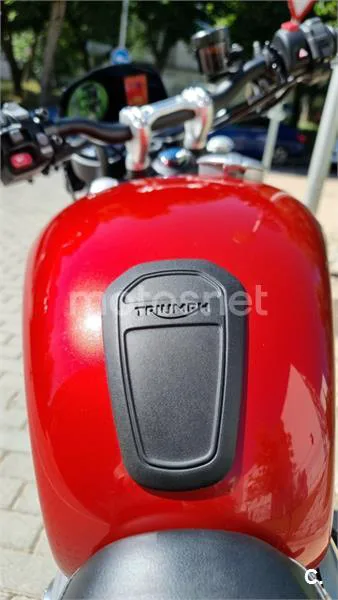 Triumph Speed Twin – Vista 15