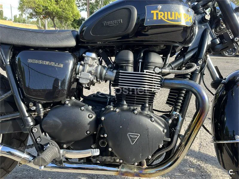 Triumph Bonneville T100 – Vista 5
