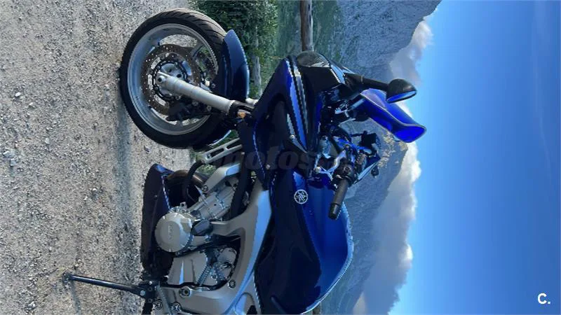 Yamaha FZ6 Fazer – Vista 4