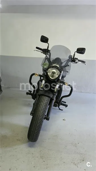 Kawasaki Vulcan S – Vista 3