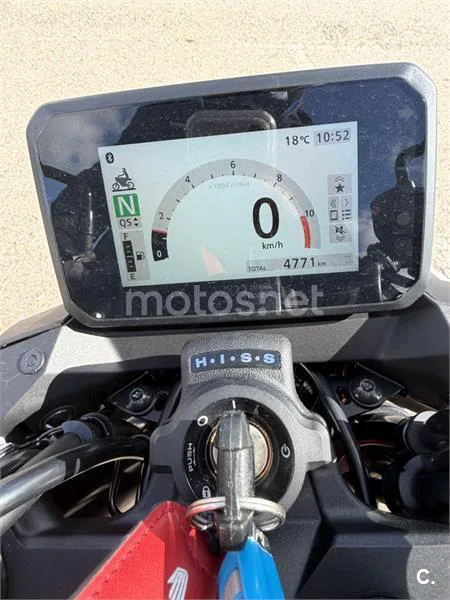 Honda CB 750 Hornet – Vista 5