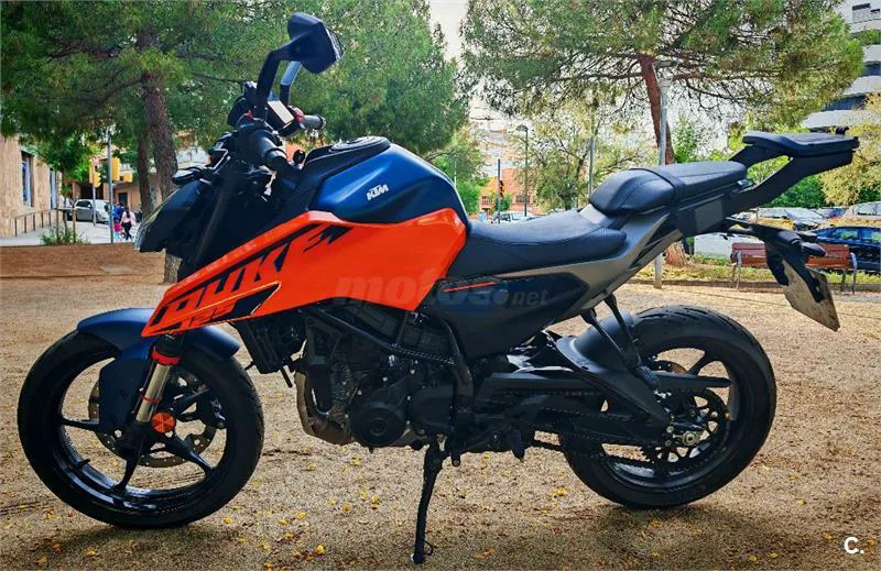 KTM 125 – Vista 7