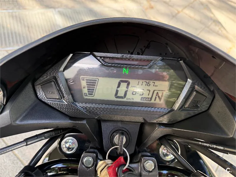 Honda CB 125 – Vista 4