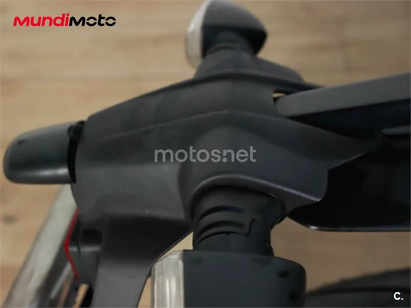 Yamaha MT-125 – Vista 13