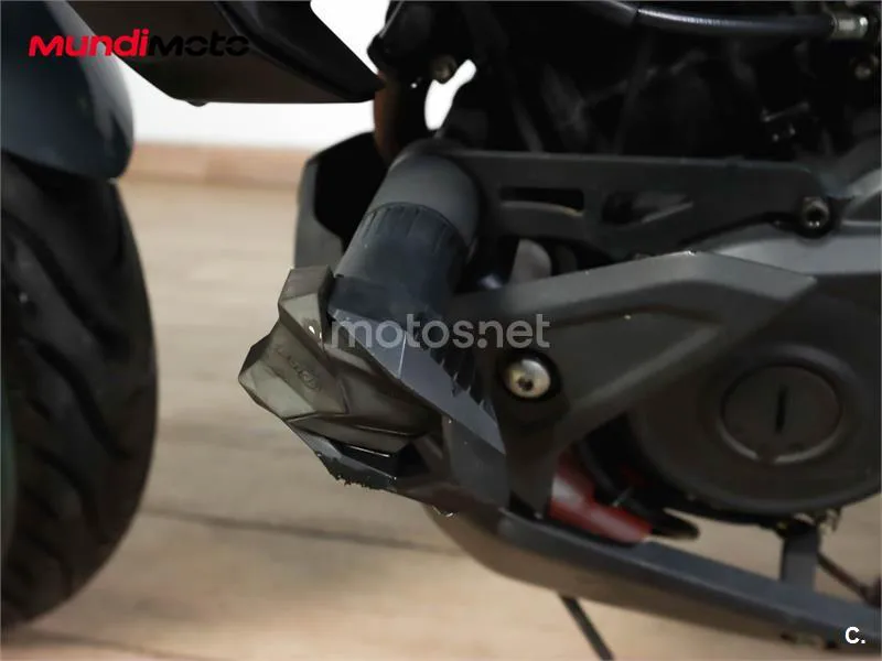Yamaha MT-125 – Vista 15