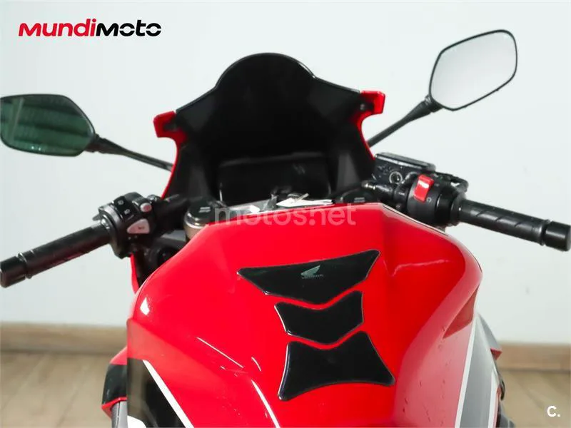 Honda CBR 650 R – Vista 11