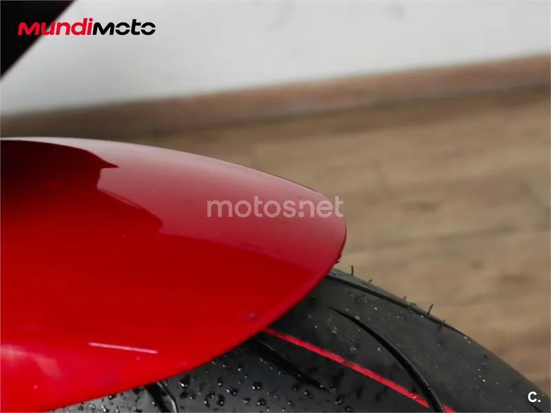 Honda CBR 650 R – Vista 20
