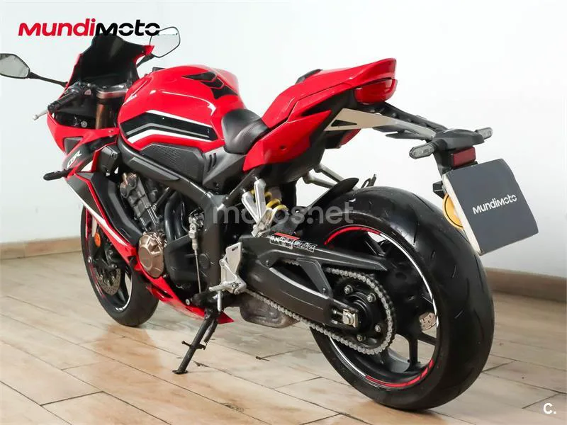 Honda CBR 650 R – Vista 8