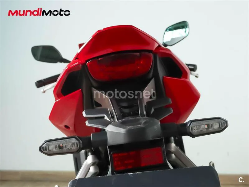Honda CBR 650 R – Vista 9