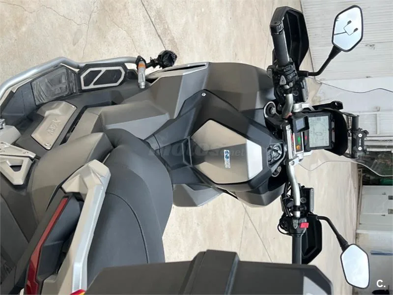 Honda X-ADV – Vista 6