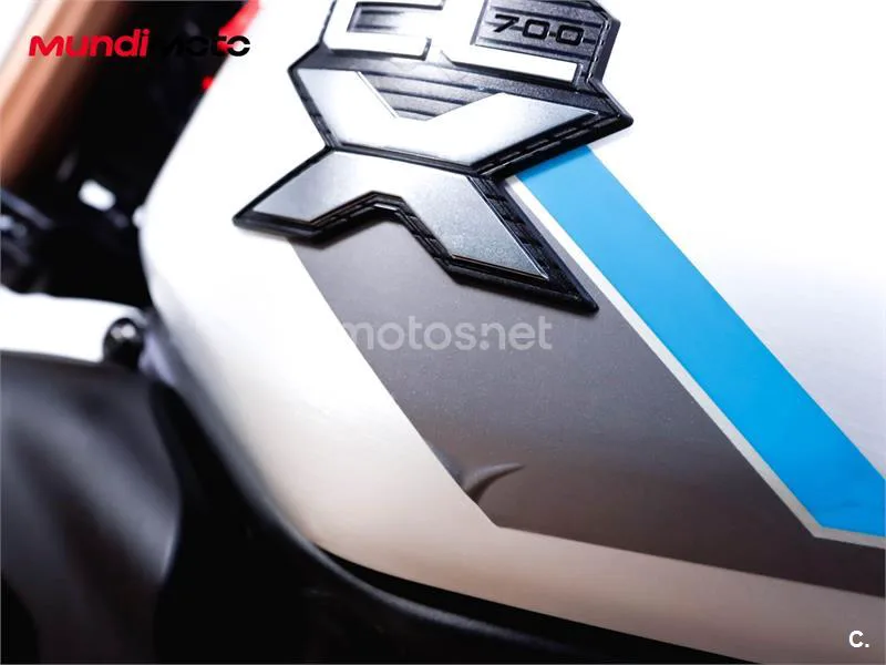 CFMOTO 700CL-X Heritage – Vista 21