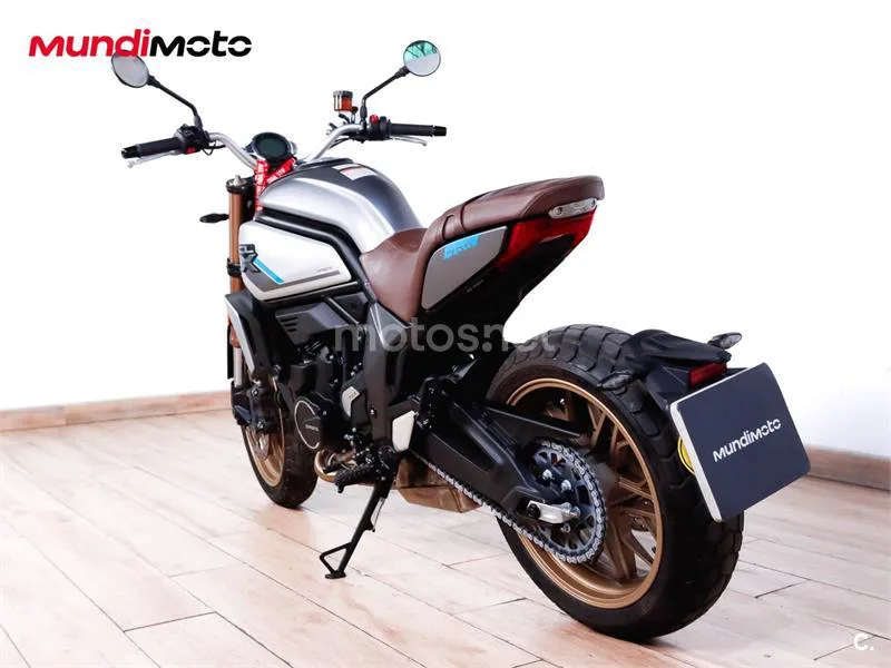 CFMOTO 700CL-X Heritage – Vista 8