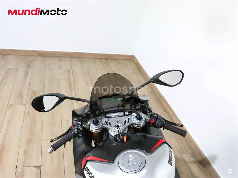 Ducati Panigale V4 – Vista 11