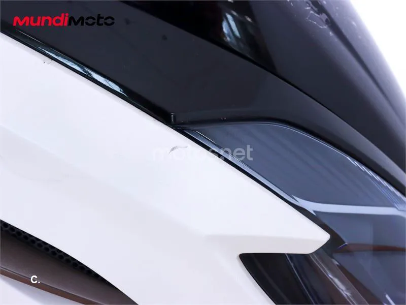 Kymco K-XCT 125i – Vista 18