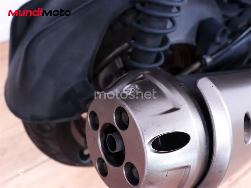 Kymco K-XCT 125i – Vista 21